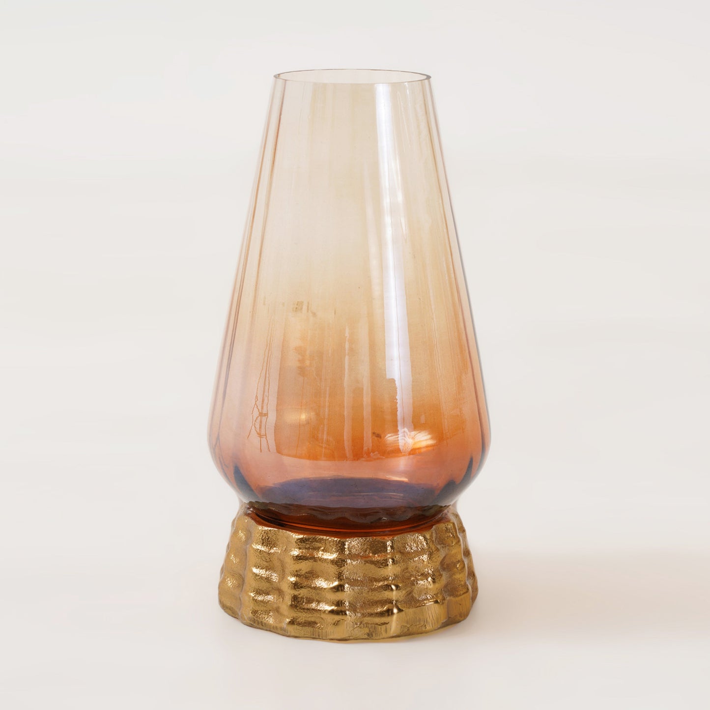 Lustre Vase